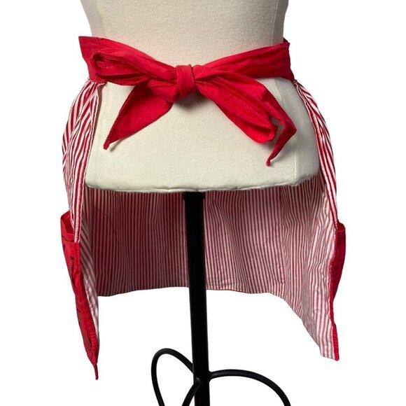 Vintage Christmas Half Apron Red White Strip Snowman Santa Toys Tree Mid Century - Picture 9 of 12